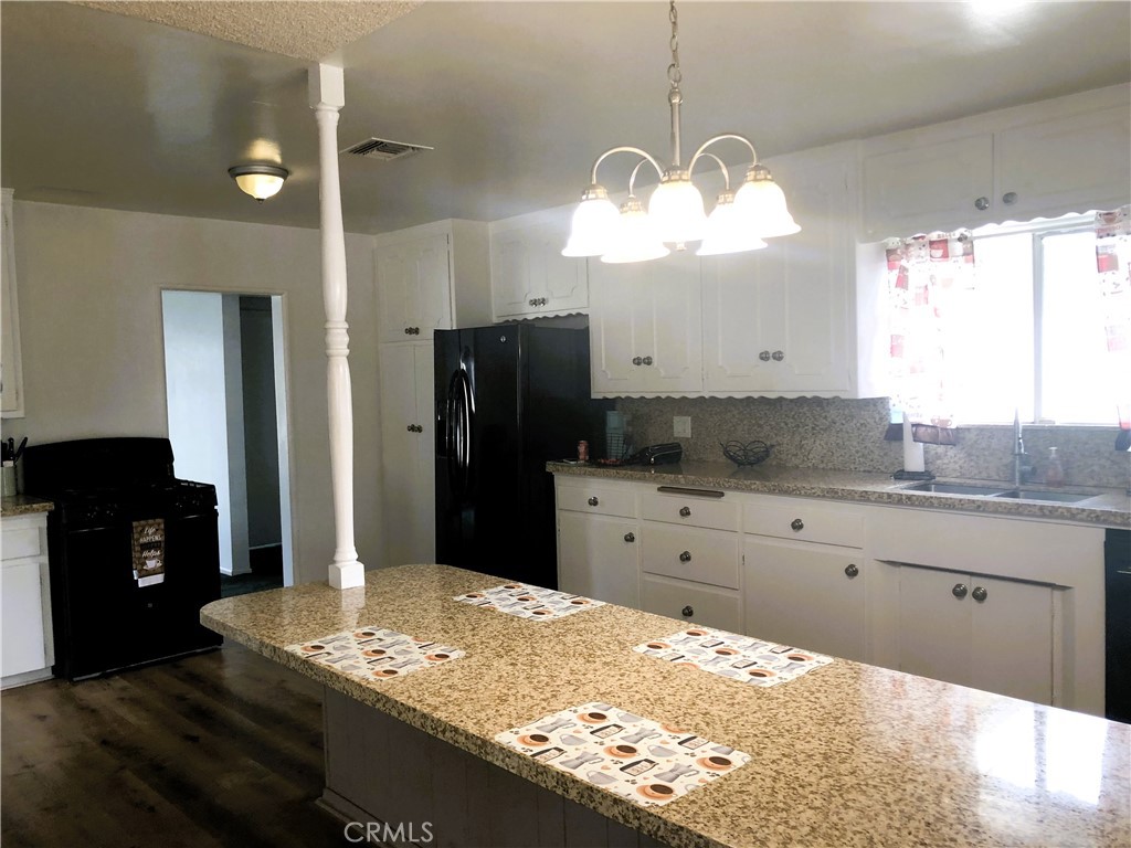 8808 Olive Street Bellflower, CA 90706 - Photo 12 of 42