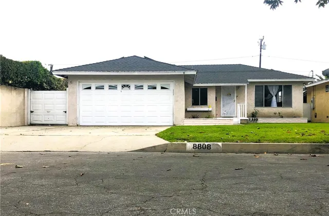 $779,500 | 8808 Olive Street, Bellflower, CA 90706