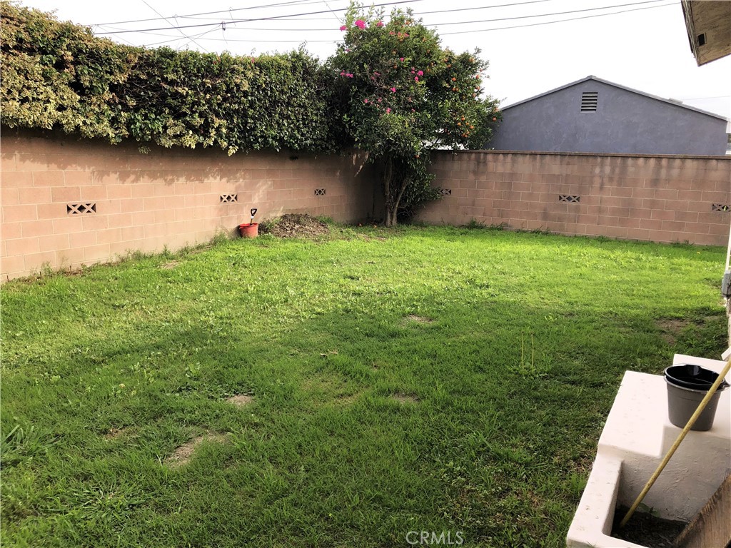 8808 Olive Street Bellflower, CA 90706 - Photo 38 of 42