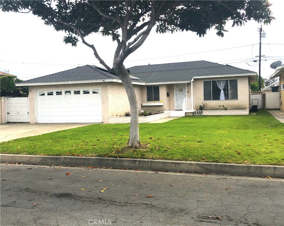 8808 Olive Street Bellflower, CA 90706 - Photo 4 of 42