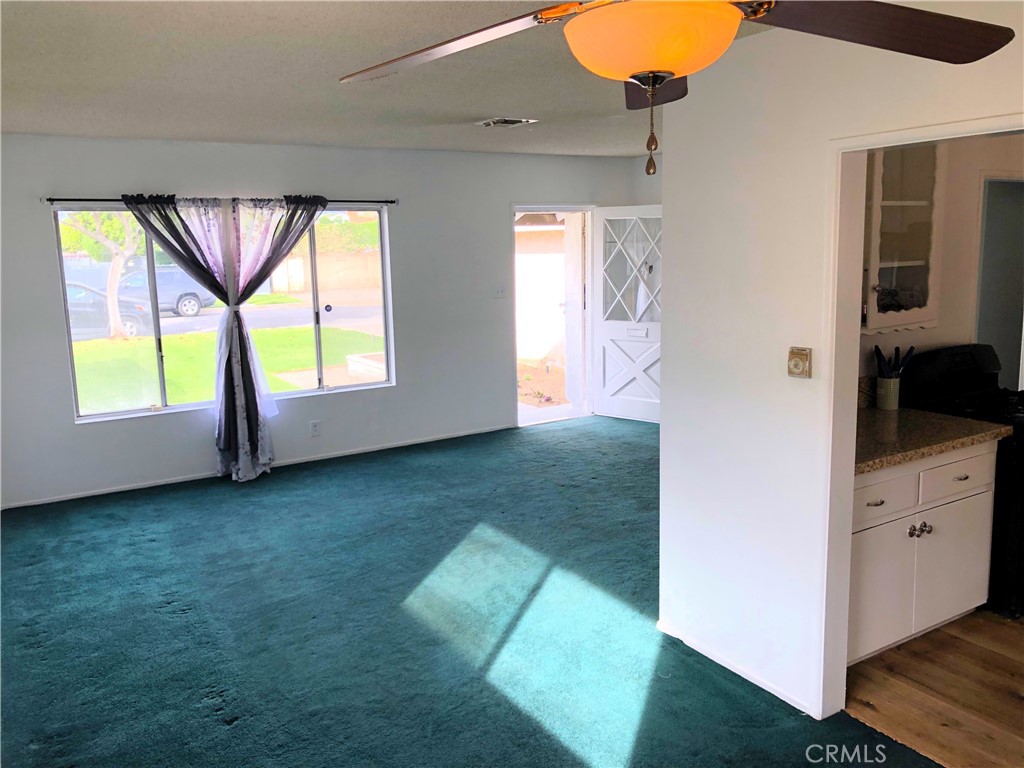 8808 Olive Street Bellflower, CA 90706 - Photo 5 of 42 Living Room / dining area