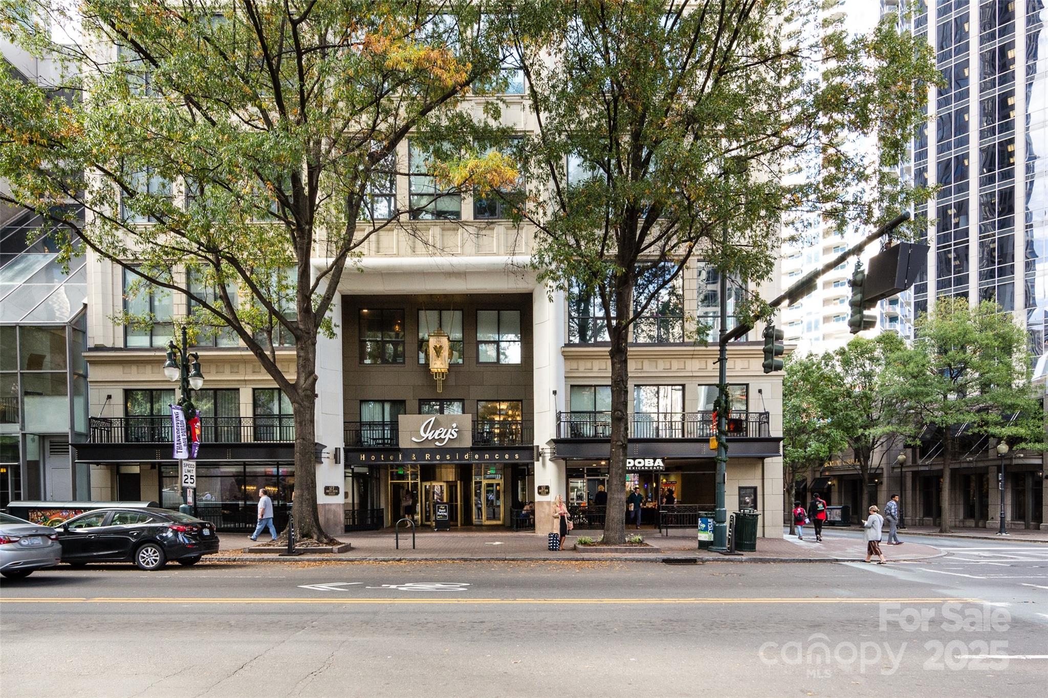 127 North Tryon Street, Unit 511 Charlotte, NC 28246 - Photo 2 of 32 a view of a building with a street
