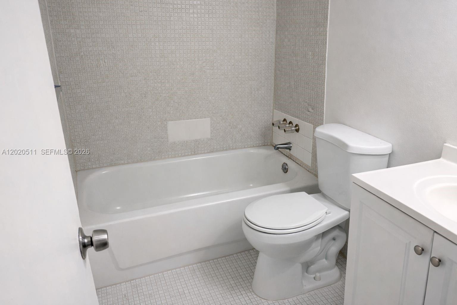 496 Northwest 165th Street, Unit D412 Miami, FL 33169 - Photo 3 of 34