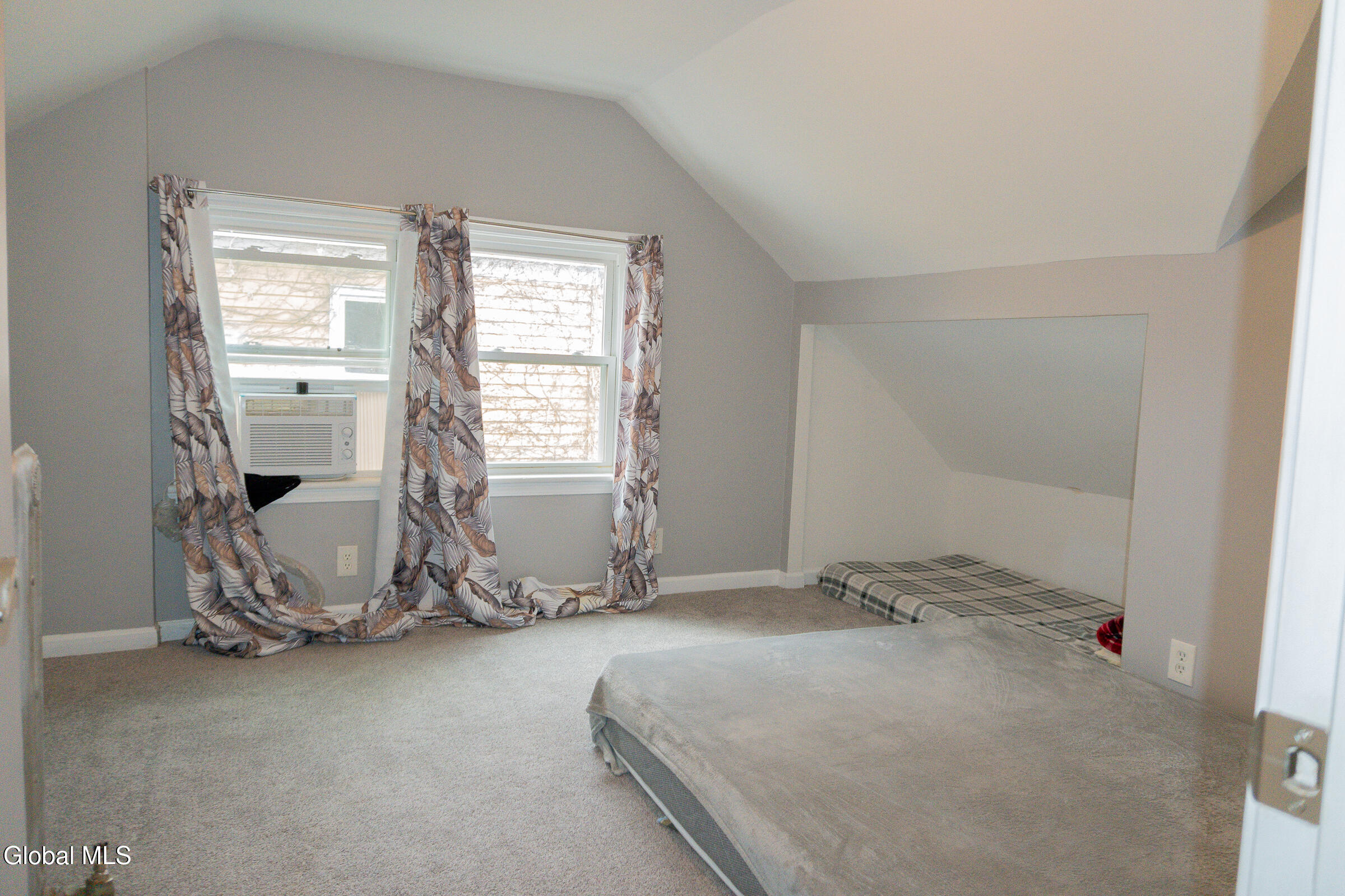 818 Bedford Road Schenectady, NY 12308 - Photo 28 of 38 _DSC1753