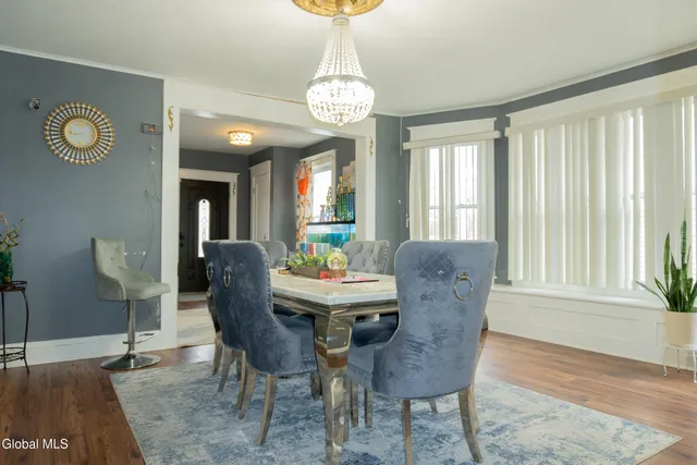 $325,000 | 818 Bedford Road, Schenectady, NY 12308