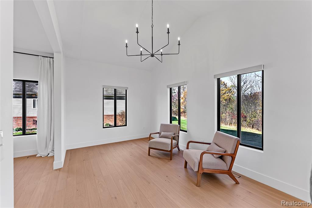 2178 Lagoon Drive Rochester Hills, MI 48309 - Photo 15 of 38