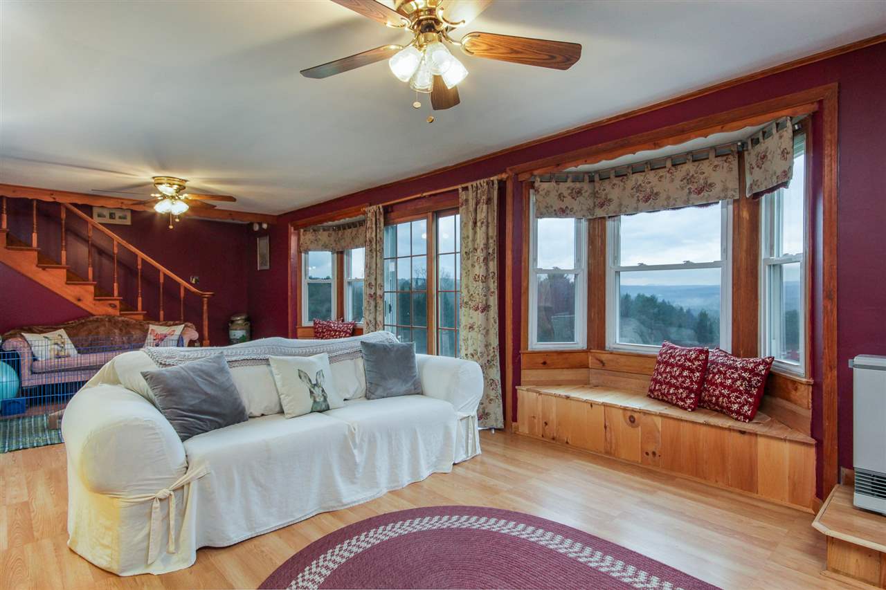 806 Lower Road Plainfield, VT 05667 - Photo 4 of 34