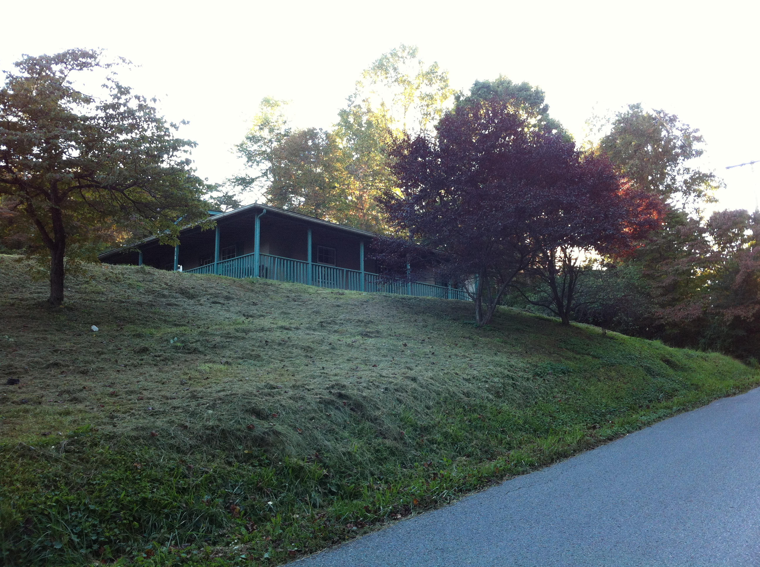 318 McDeerman Road Jacksboro, TN 37757 - Photo 2 of 6 view
