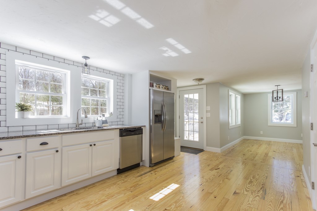 798 Farrington Corner Road Hopkinton, NH 03229 - Photo 11 of 34