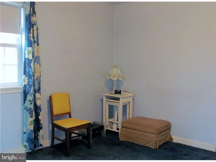 141 Oxford Road Cinnaminson, NJ 08077 - Photo 16 of 18 Bedroom 2