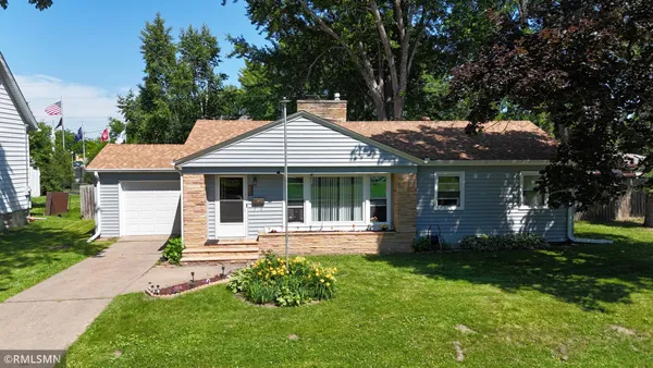 $300,000 | 220 Cypress Street South, Cambridge, MN 55008