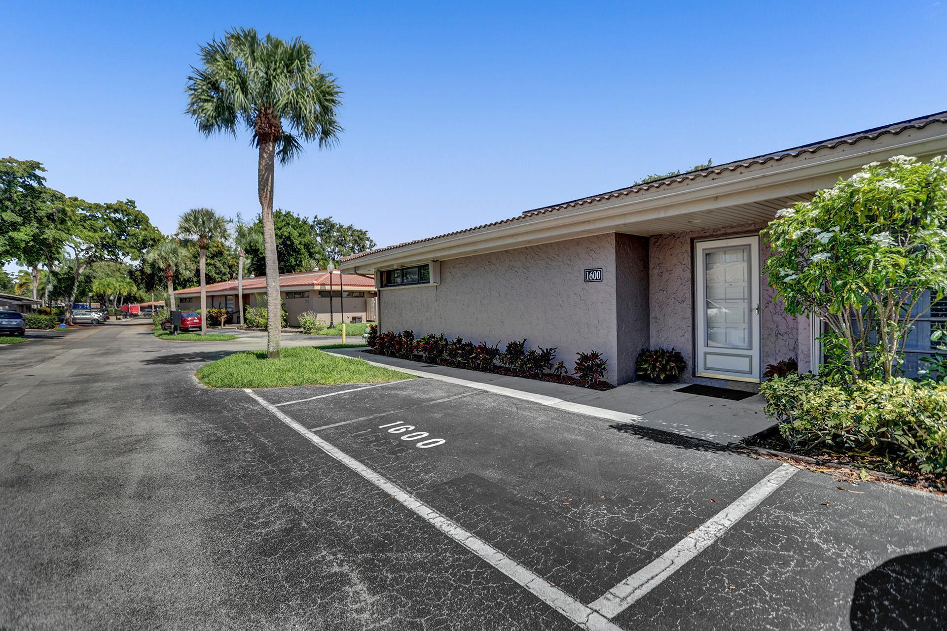 1600 St Andrews Road, Unit 109 Hollywood, FL 33021 - Photo 1 of 35 B27I6639