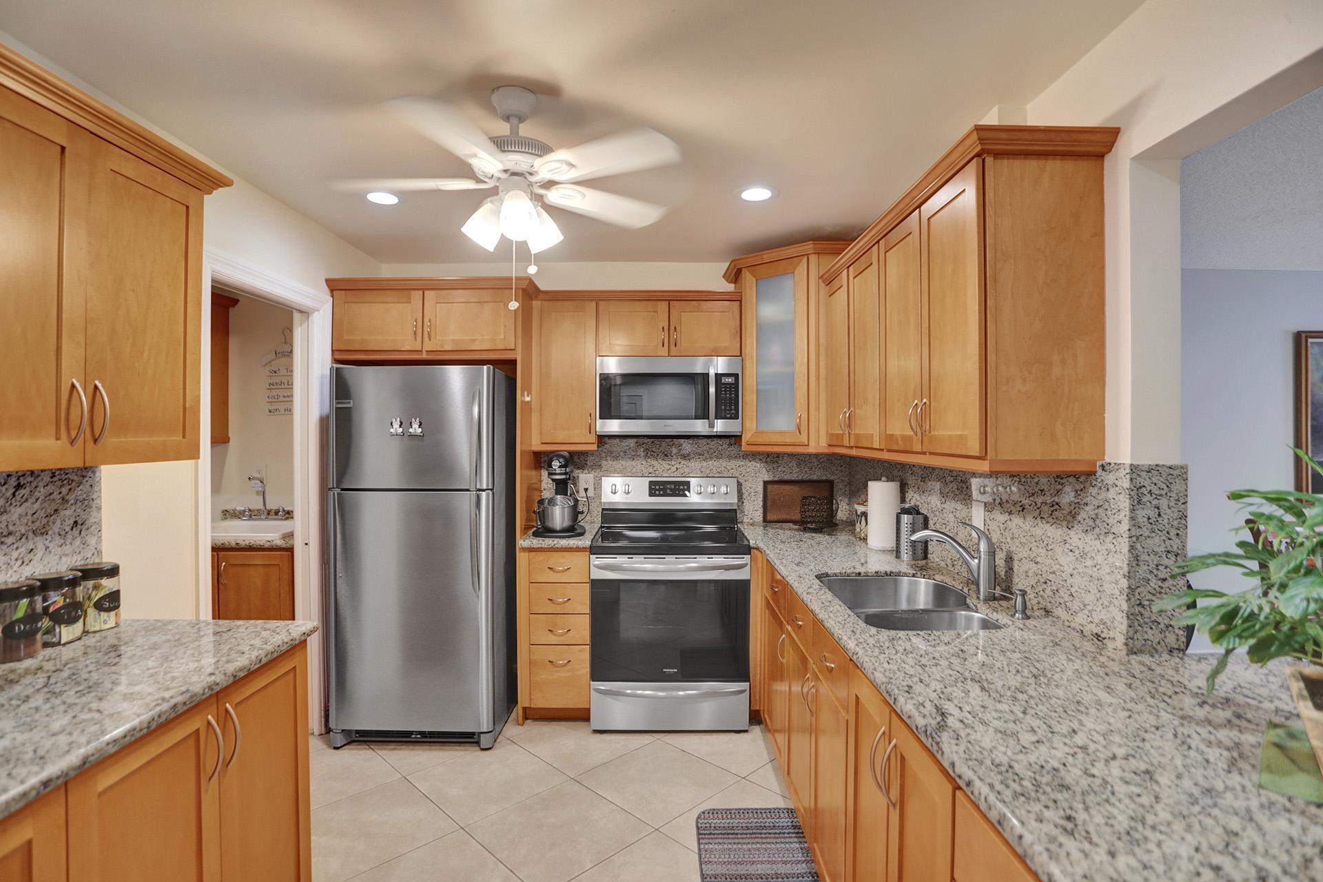 1600 St Andrews Road, Unit 109 Hollywood, FL 33021 - Photo 8 of 35 B27I6699