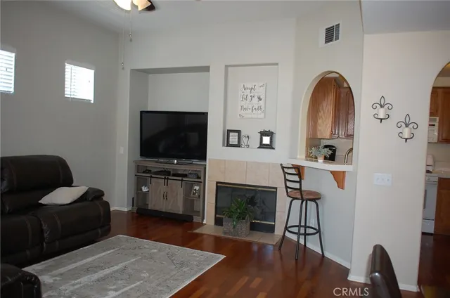 $2,300 | 30451 Pelican, Unit A, Murrieta, CA 92563