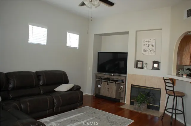 $2,300 | 30451 Pelican, Unit A, Murrieta, CA 92563