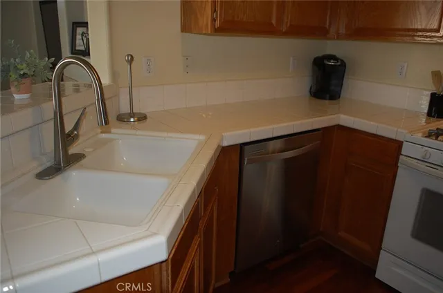 $2,300 | 30451 Pelican, Unit A, Murrieta, CA 92563