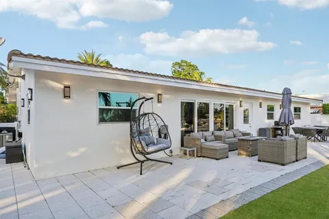 $1,150,000 | 600 Southeast 5th Court, Pompano Beach, FL 33060