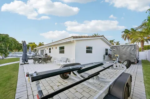 $1,150,000 | 600 Southeast 5th Court, Pompano Beach, FL 33060