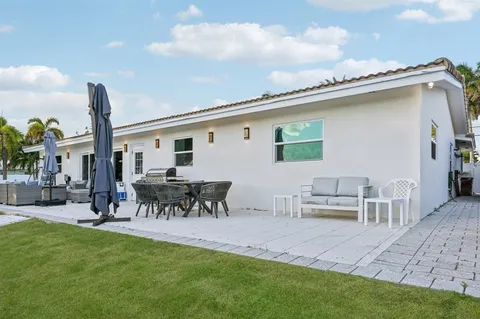 $1,150,000 | 600 Southeast 5th Court, Pompano Beach, FL 33060