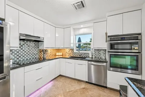 $1,150,000 | 600 Southeast 5th Court, Pompano Beach, FL 33060