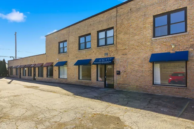 $715,000 | 6117-21 West Belmont Avenue, Chicago, IL 60634