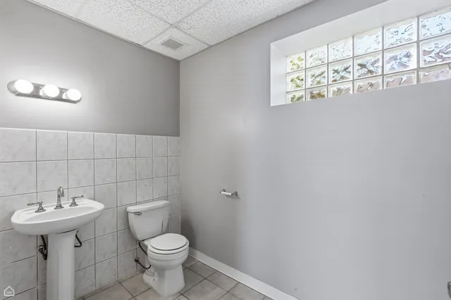 $715,000 | 6117-21 West Belmont Avenue, Chicago, IL 60634