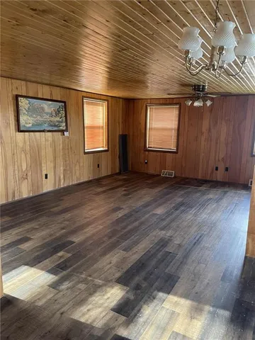 $85,000 | 308 South Lyon Street, Grant City, MO 64456