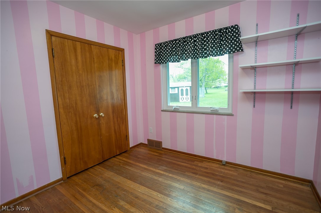 7027 Ridge Road Parma, OH 44129 - Photo 15 of 29