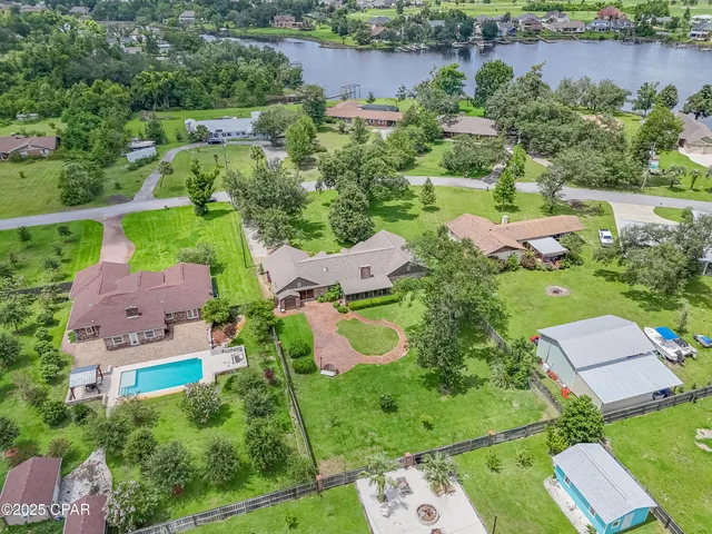 $480,000 | 811 West Pierson Drive, Lynn Haven, FL 32444