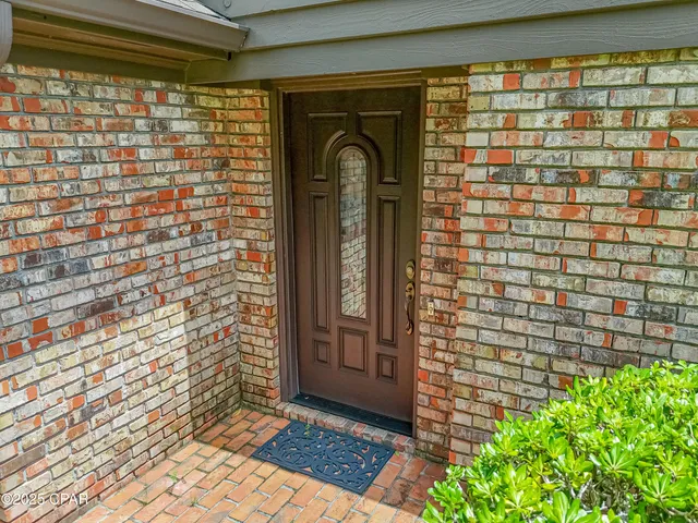 $480,000 | 811 West Pierson Drive, Lynn Haven, FL 32444