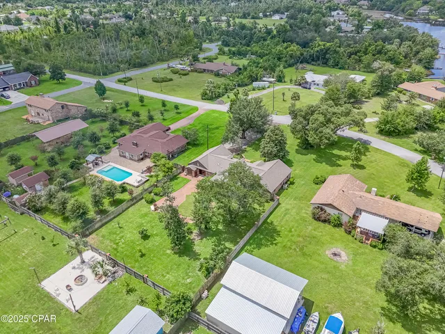 $480,000 | 811 West Pierson Drive, Lynn Haven, FL 32444