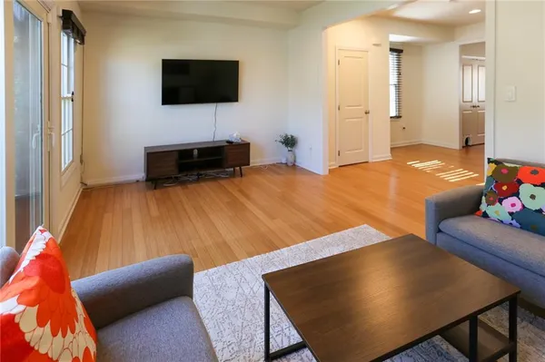 $2,900 | 161 South 16th Street, Pittsburgh, PA 15203