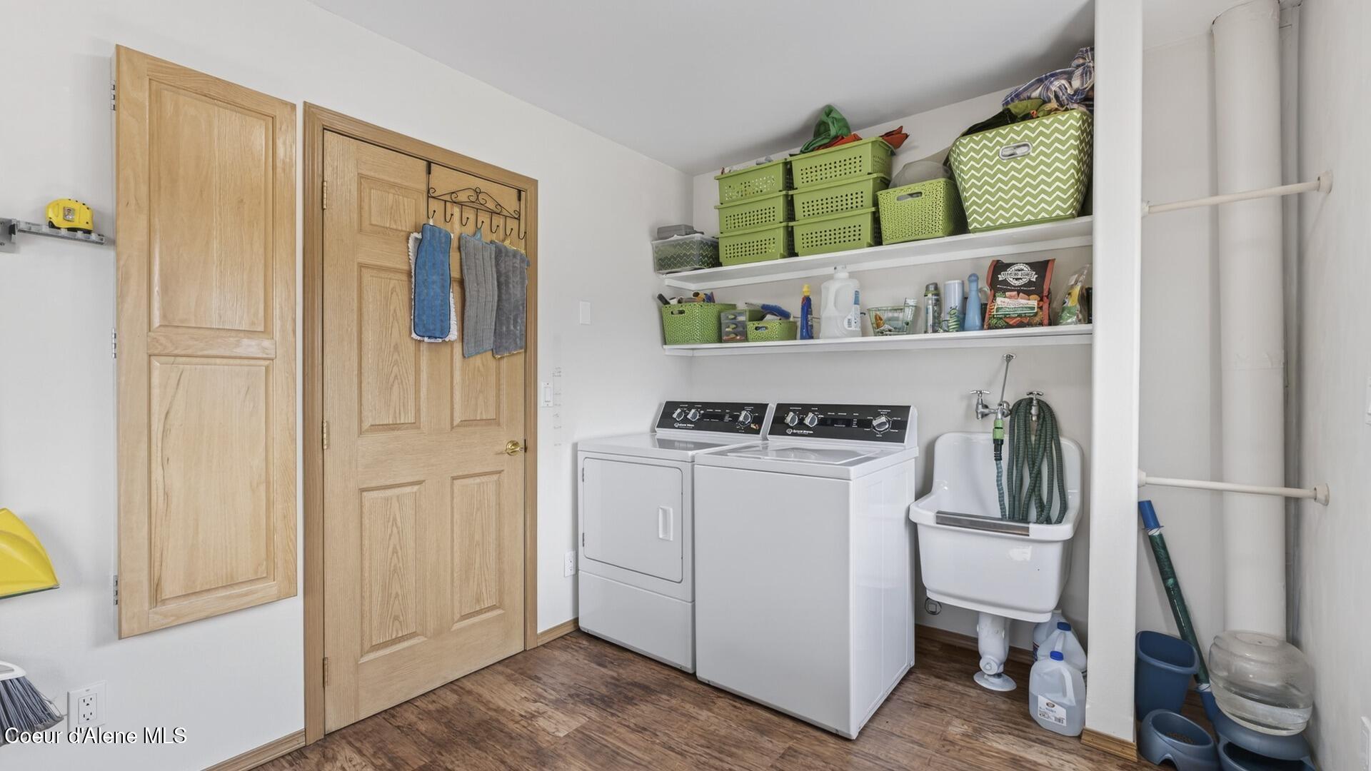 6616 Comanche Street Bonners Ferry, ID 83805 - Photo 17 of 59 018_Laundry_Room