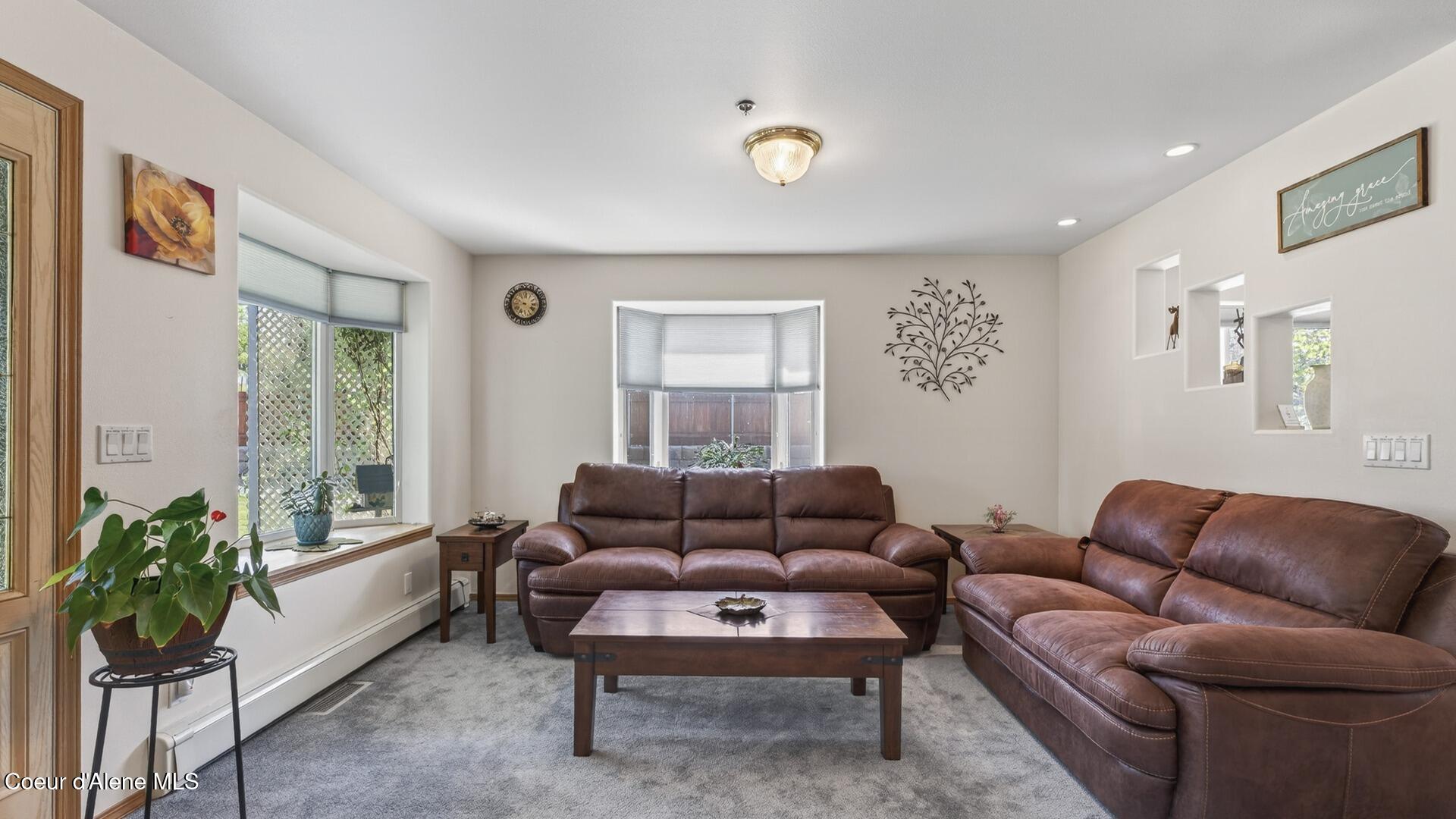 6616 Comanche Street Bonners Ferry, ID 83805 - Photo 5 of 59 005_Living_Room