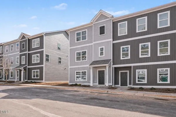 $464,900 | 726 Orch Vista Circle, Raleigh, NC 27606