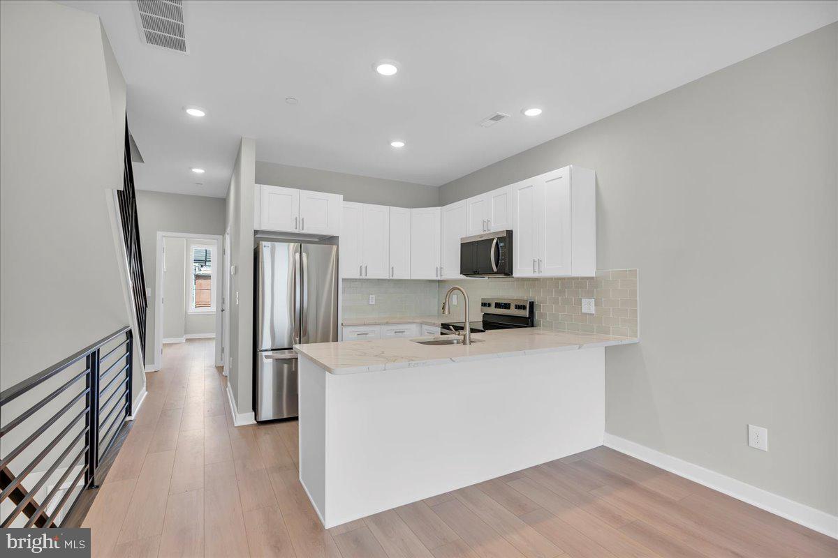 802 West Norris Street Philadelphia, PA 19122 - Photo 20 of 36