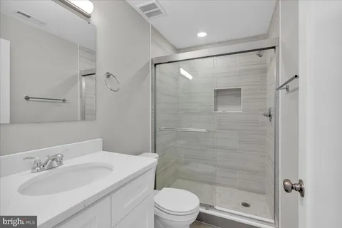 $699,999 | 802 West Norris Street, Philadelphia, PA 19122