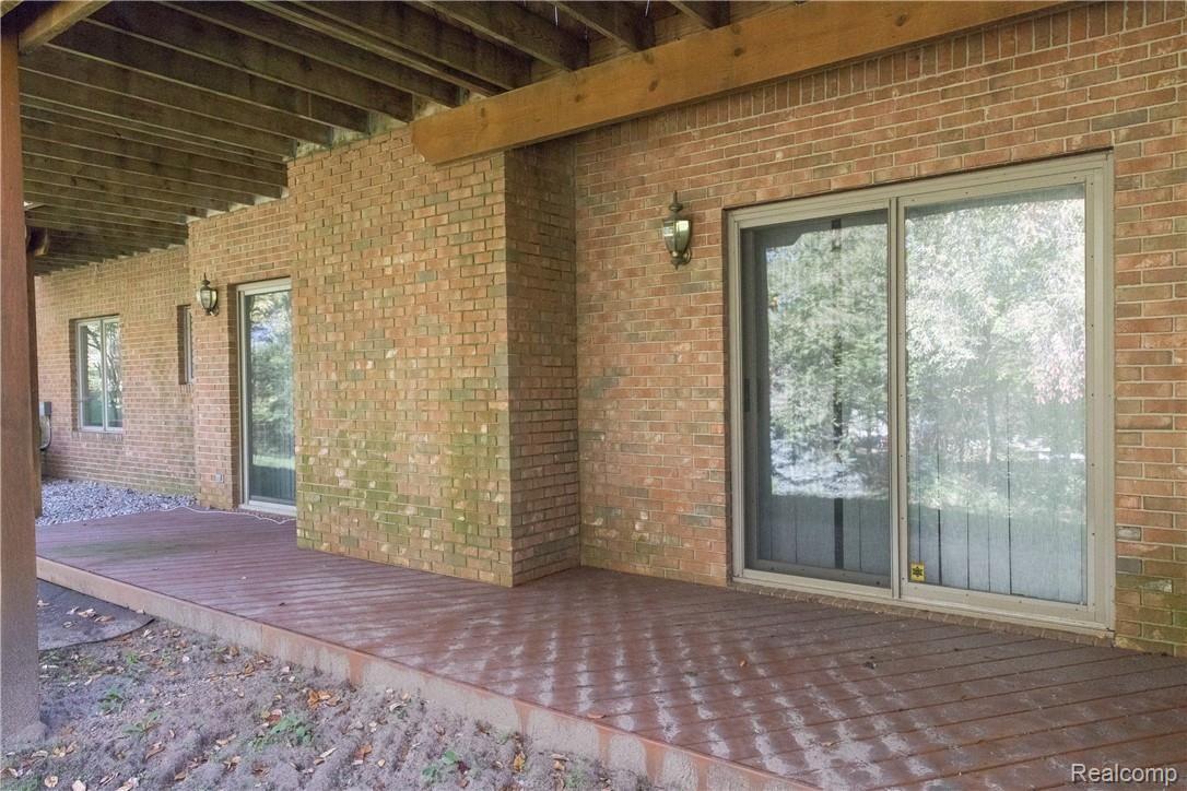 6674 Ridgeview Drive Clarkston, MI 48346 - Photo 34 of 35 Private Patio