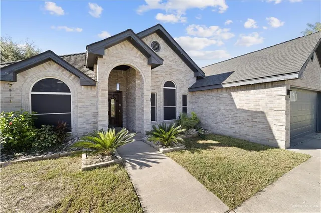 $1,900 | 4113 Kiwi Avenue, McAllen, TX 78504