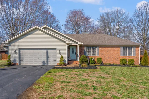 $289,900 | 1407 Oak Tree Court, Hopkinsville, KY 42240