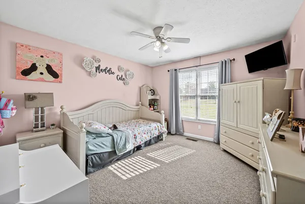 $289,900 | 1407 Oak Tree Court, Hopkinsville, KY 42240