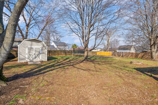 $289,900 | 1407 Oak Tree Court, Hopkinsville, KY 42240
