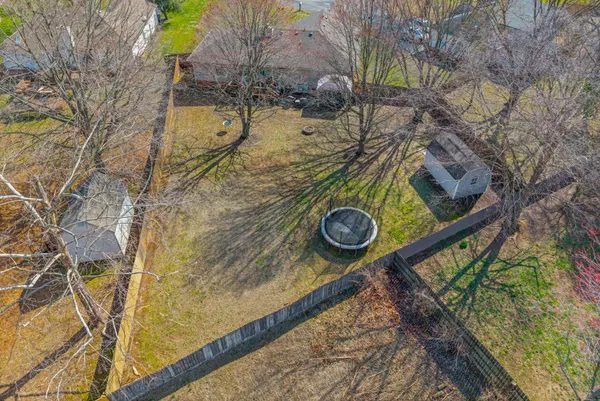 $289,900 | 1407 Oak Tree Court, Hopkinsville, KY 42240