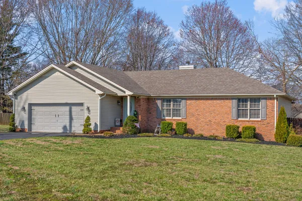$289,900 | 1407 Oak Tree Court, Hopkinsville, KY 42240