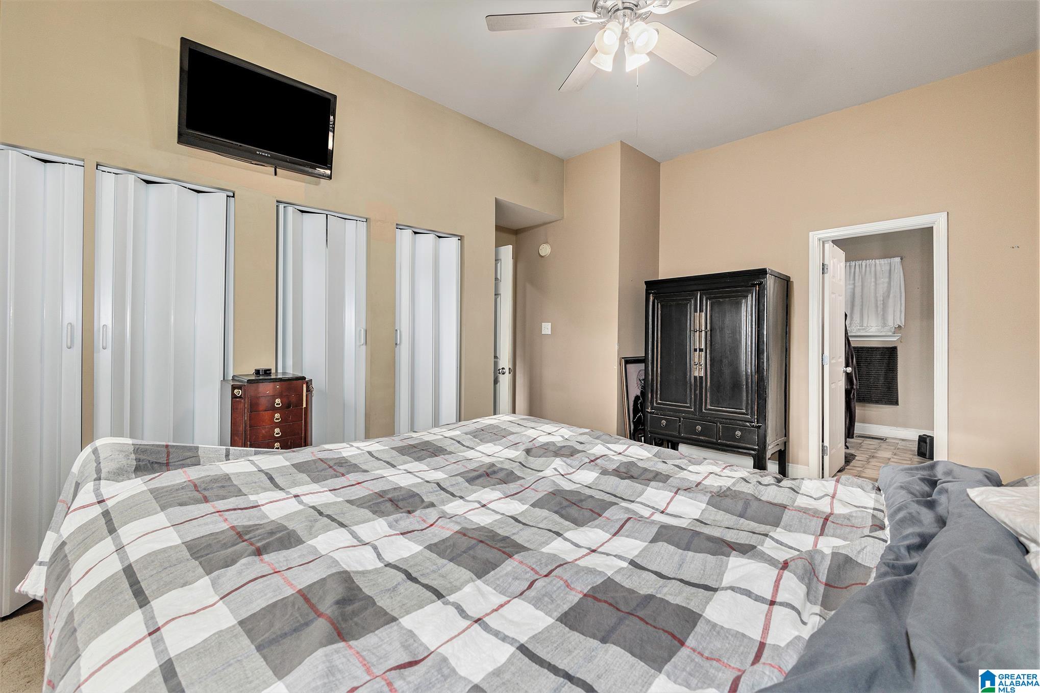 130 Miranda Road Warrior, AL 35180 - Photo 17 of 24