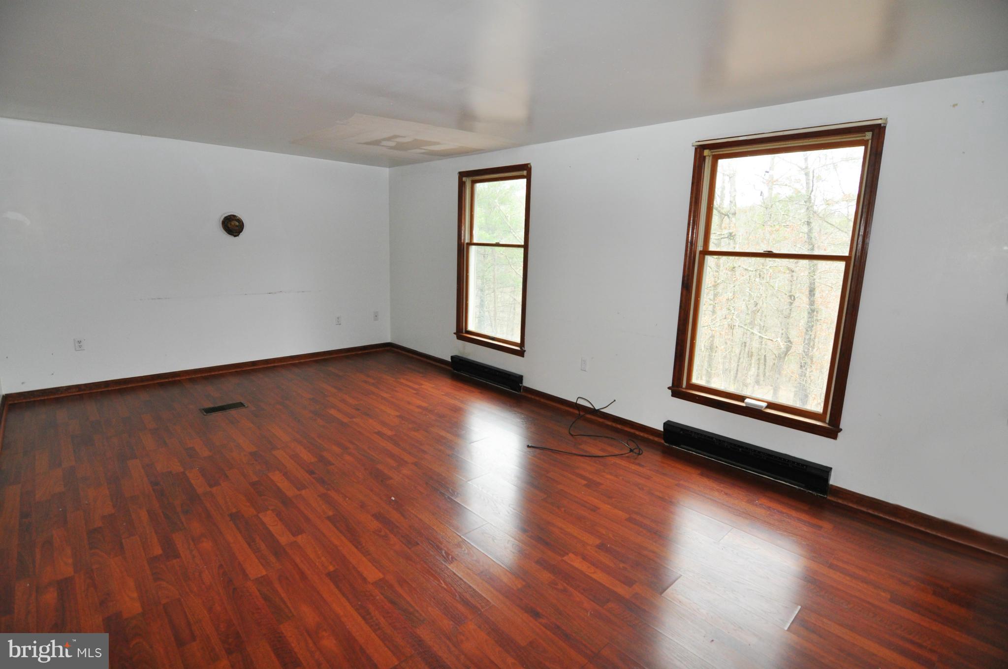 3191 Hunting Ridge Road Winchester, VA 22603 - Photo 16 of 30 Living Room