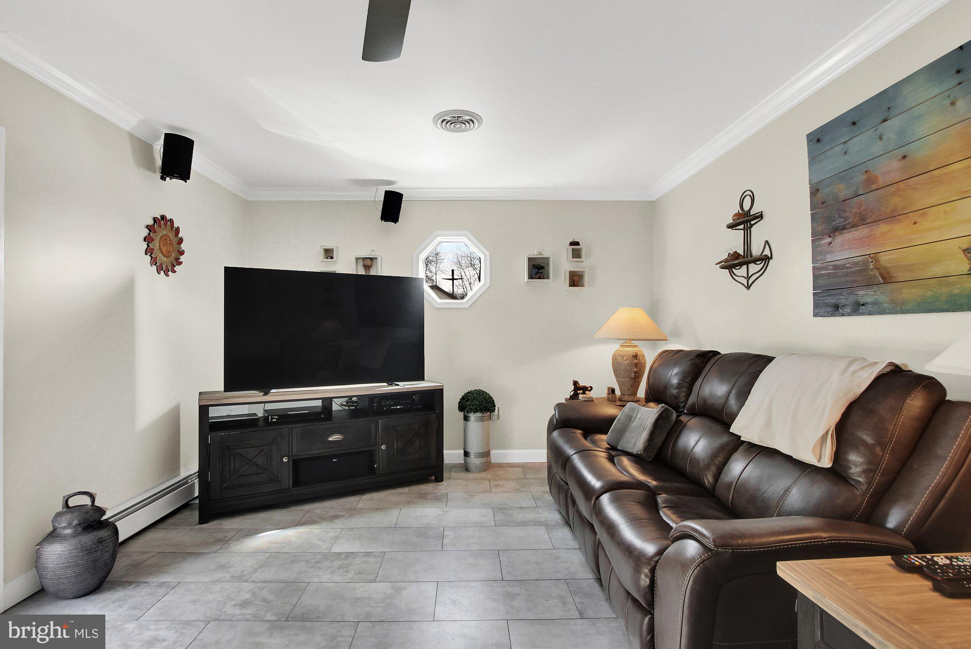 70 Koch Road Boyertown, PA 19512 - Photo 16 of 39 Family Room