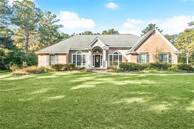 $615,000 | 204 Churchill Downs Drive, Bush, LA 70431