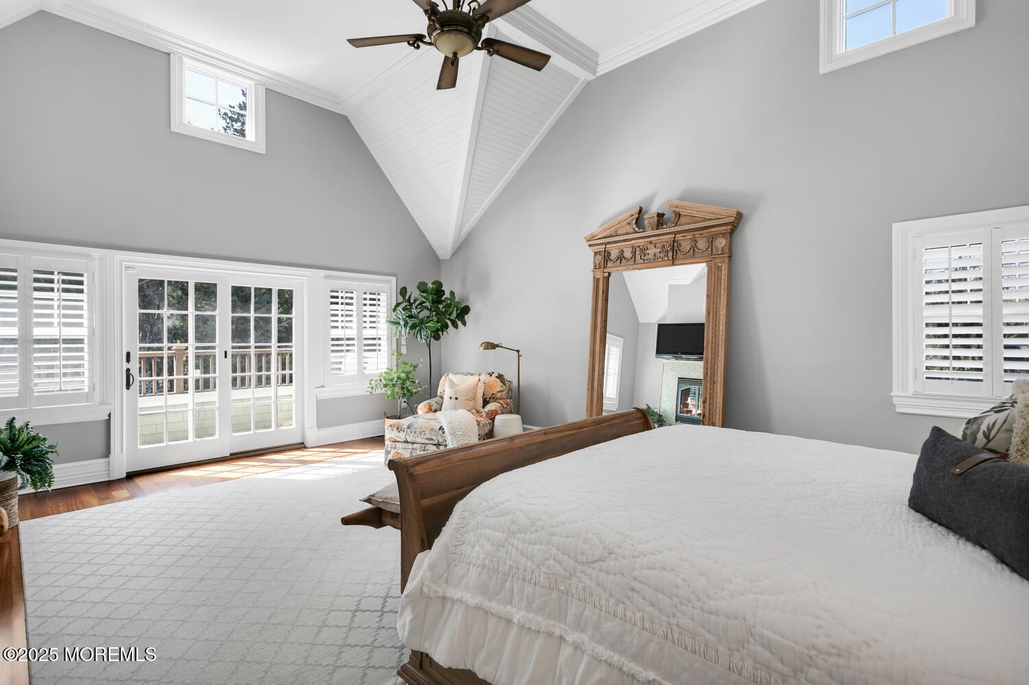 136 Ave Of Two Rivers Rumson, NJ 07760 - Photo 15 of 34 mbr1