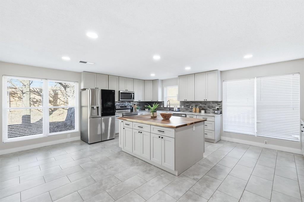 5601 Edgewater Circle Rowlett, TX 75088 - Photo 15 of 37